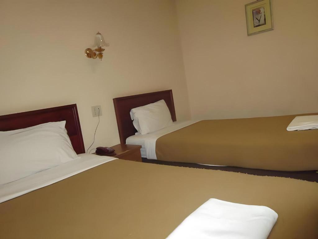 Chaleunehoung Hotel Vientiane Exterior foto