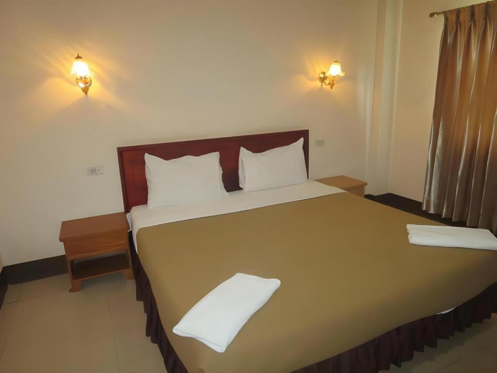 Chaleunehoung Hotel Vientiane Exterior foto